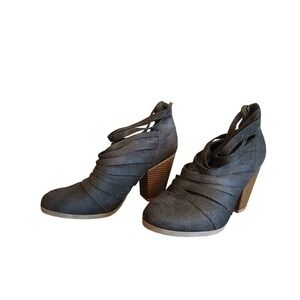 Women's JC 3.5 Heel Strappy Distressed Black Booties‎ FASHION STYLE SIZE 7 #995